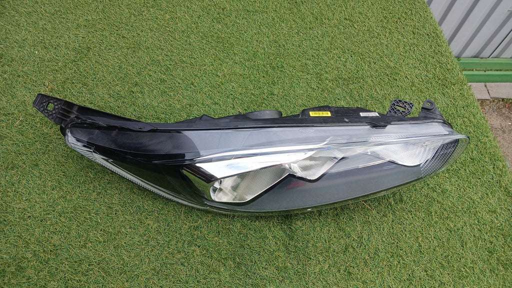 Frontscheinwerfer Ford Fiesta I C1BB-13W029-AJ Rechts Scheinwerfer Headlight SCH6313084941ku