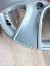Load image into Gallery viewer, 1x Alufelge 16 Zoll 6.5" 4x100 44ET Glanz Silber 403006502R Renault Clio Iv FEL2212218993oi