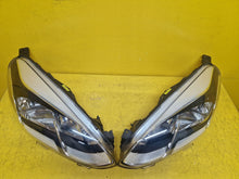 Laden Sie das Bild in den Galerie-Viewer, Frontscheinwerfer Ford Fiesta I H1BB-13W029-AE H1BB-13W030-AE Ein Satz Headlight SCH3063899064hj