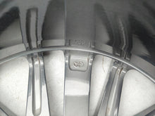 Load image into Gallery viewer, 1x Alufelge 18 Zoll 8.0" 5x114.3 50ET Glanz Graphit 4261133F90 Mg Camry FEL6038953299aa