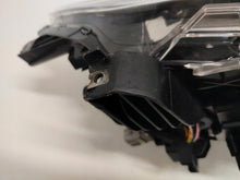 Laden Sie das Bild in den Galerie-Viewer, Frontscheinwerfer Mitsubishi Outlander III 4BX19 8301D3-32 Full LED Rechts