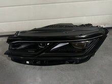 Laden Sie das Bild in den Galerie-Viewer, Frontscheinwerfer VW Touareg 761941081A Full LED Links Scheinwerfer Headlight
