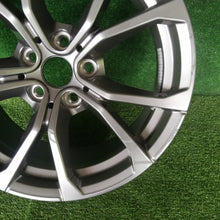 Laden Sie das Bild in den Galerie-Viewer, 1x Alufelge 17 Zoll 6.5" 5x112 30ET BMW 1 Clio IV Captur I Rim Wheel FEL1541457833om