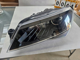 Frontscheinwerfer Skoda Superb III 3V1941015B Xenon Rechts oder Links