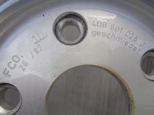 Laden Sie das Bild in den Galerie-Viewer, 1x Alufelge 15 Zoll 6.0&quot; 5x112 45ET Glanz Silber 4B0601025 Audi C5 Rim Wheel