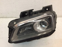Laden Sie das Bild in den Galerie-Viewer, Frontscheinwerfer Hyundai Kona Ein Satz Scheinwerfer Headlight SCH3230285915ct