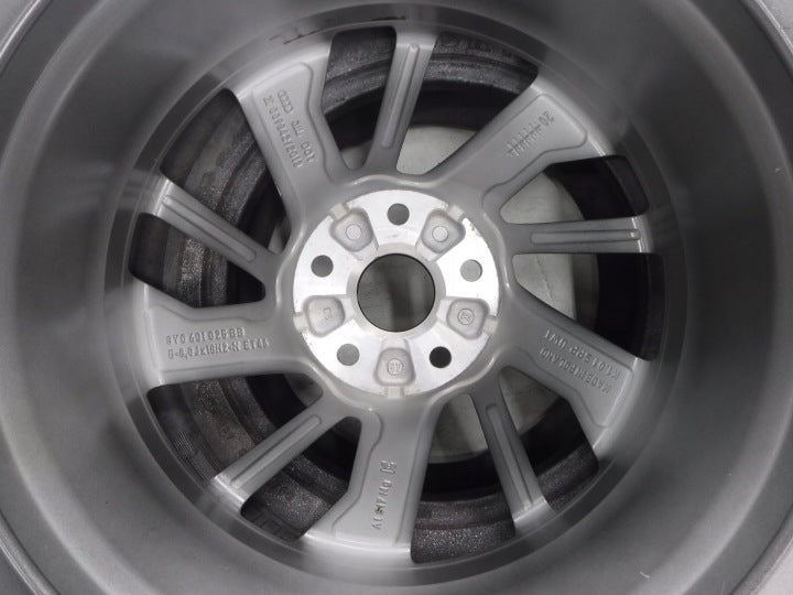 1x Alufelge 18 Zoll 8.0" 5x112 46ET 601025BB Audi A3 Rim Wheel FEL3757028839om