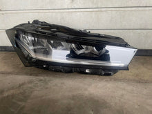 Load image into Gallery viewer, Frontscheinwerfer Skoda Superb I 3P1941016 Rechts Scheinwerfer Headlight SCH7091057595gs