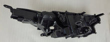 Laden Sie das Bild in den Galerie-Viewer, Frontscheinwerfer Toyota Yaris Full LED Links Scheinwerfer Headlight SCH2364011425le