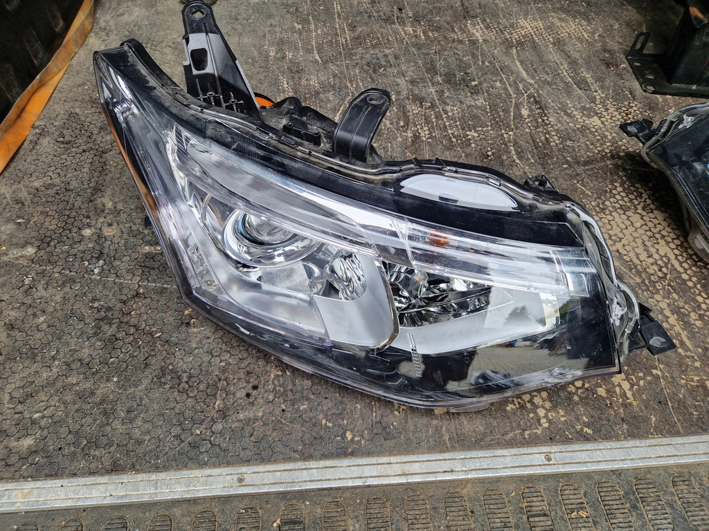 Frontscheinwerfer Mitsubishi Outlander III 4B45X 8301C2 Rechts Headlight