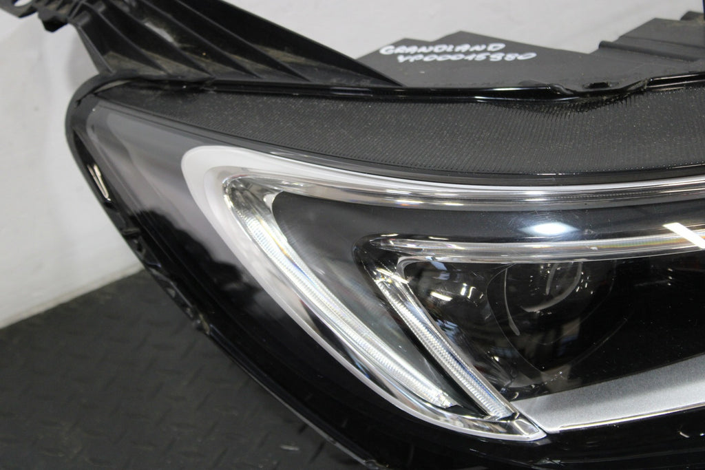 Frontscheinwerfer Opel Grandland X YP00016180 LED Ein Satz Headlight SCH8356403784kt
