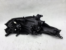 Laden Sie das Bild in den Galerie-Viewer, Frontscheinwerfer Toyota IV Yaris EUK06 Links Scheinwerfer Headlight SCH9827104989if