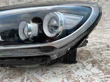 Laden Sie das Bild in den Galerie-Viewer, Frontscheinwerfer Hyundai I30 III 92101G4100 LED Links Scheinwerfer Headlight