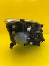 Laden Sie das Bild in den Galerie-Viewer, Frontscheinwerfer Toyota Avensis Xenon Links Scheinwerfer Headlight SCH4878814842ct