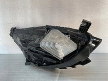 Laden Sie das Bild in den Galerie-Viewer, Frontscheinwerfer Tesla Model 3 P1077375-50-B Full LED Links Headlight SCH4395950444dj