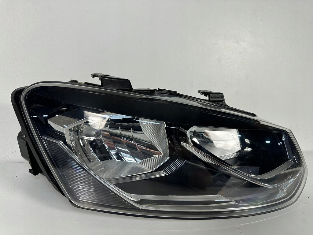 Frontscheinwerfer VW Polo 1V7000777 6C1941006 Rechts Scheinwerfer Headlight SCH7884021726wf