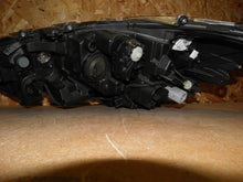 Load image into Gallery viewer, Frontscheinwerfer Toyota Corolla 81110-02S70 LED Rechts Scheinwerfer Headlight SCH7085608443jw