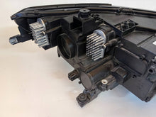 Laden Sie das Bild in den Galerie-Viewer, Frontscheinwerfer VW Tiguan 5NB94101C Full LED Links Scheinwerfer Headlight