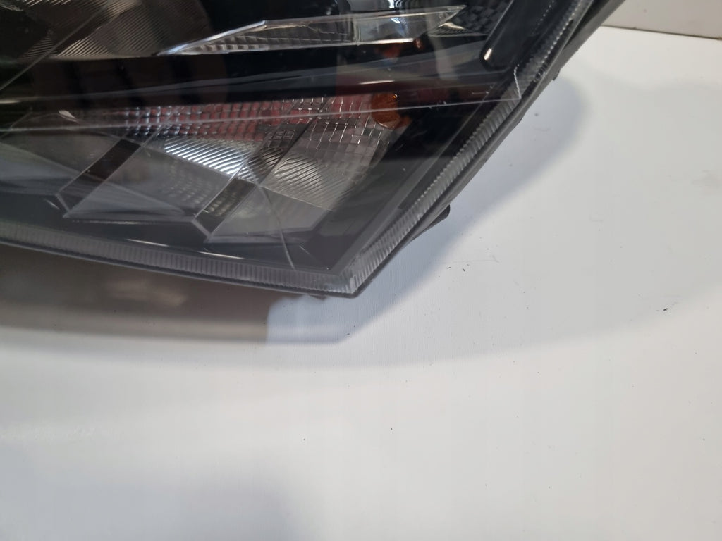 Frontscheinwerfer Skoda Superb III 3V1941015 Ein Stück (Rechts oder Links)