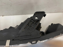 Laden Sie das Bild in den Galerie-Viewer, Frontscheinwerfer Mitsubishi Eclipse Cross I W3153 CLC5686C236 LED Links SCH5176717261ql
