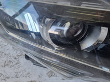 Laden Sie das Bild in den Galerie-Viewer, Frontscheinwerfer Toyota Land Cruiser Links Scheinwerfer Headlight SCH9464614053qo