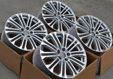 Laden Sie das Bild in den Galerie-Viewer, 4x Alufelge 18 Zoll 8.0" 5x112 31ET Glanz Silber 8W0601025 Audi A4 Rim Wheel FEL9298595756ic