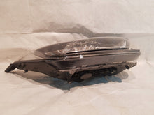 Laden Sie das Bild in den Galerie-Viewer, Frontscheinwerfer Honda Cr-V V I -CRV-V-33150-TLA-D21 Rechts Headlight SCH5162218849on