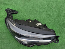 Laden Sie das Bild in den Galerie-Viewer, Frontscheinwerfer Opel Corsa F 9829522580 LED Rechts Scheinwerfer Headlight SCH4963835681ni