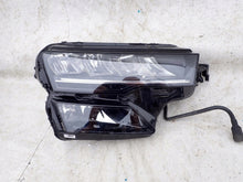 Laden Sie das Bild in den Galerie-Viewer, Frontscheinwerfer Skoda Karoq 57B941010 Rechts Scheinwerfer Headlight SCH6932406284mm