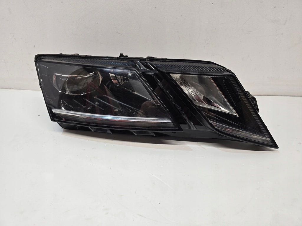 Frontscheinwerfer Skoda Octavia III 5E1941016D LED Rechts Scheinwerfer Headlight SCH5987228888yg