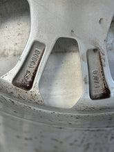 Load image into Gallery viewer, 1x Alufelge 17 Zoll 7.0" 4x108 Glanz CN15F4B Ford Ecosport Rim Wheel FEL6913426131jw