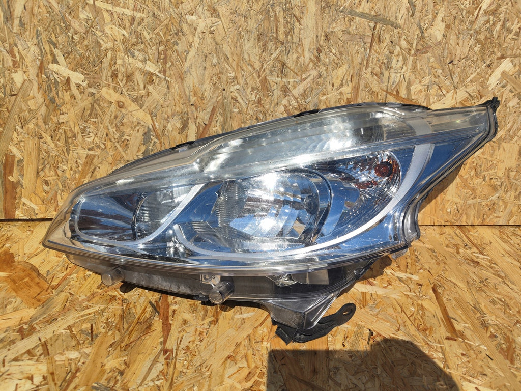 Frontscheinwerfer Peugeot 208 9802221880 Links Scheinwerfer Headlight