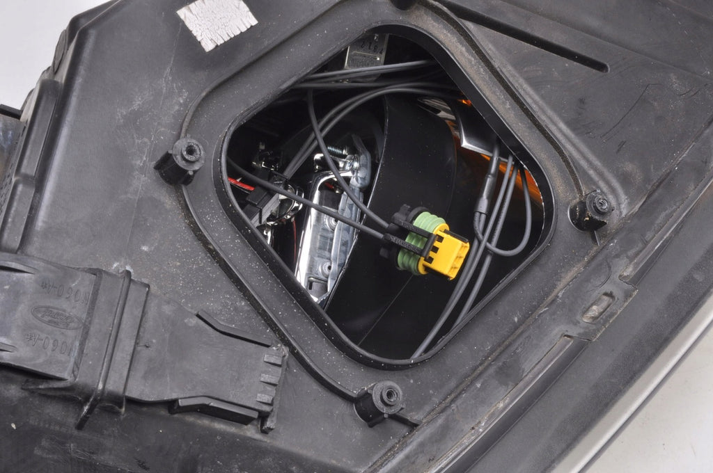 Frontscheinwerfer Ford Focus 8M51-13D155-CD Xenon Links Scheinwerfer Headlight SCH2873751602xs