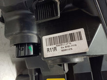 Load image into Gallery viewer, Frontscheinwerfer Kia Sportage IV 92102-F1110 LED Rechts Scheinwerfer Headlight SCH2489748405xb