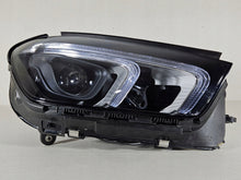 Laden Sie das Bild in den Galerie-Viewer, Frontscheinwerfer Mercedes-Benz Gle A1679065804 LED Rechts oder Links