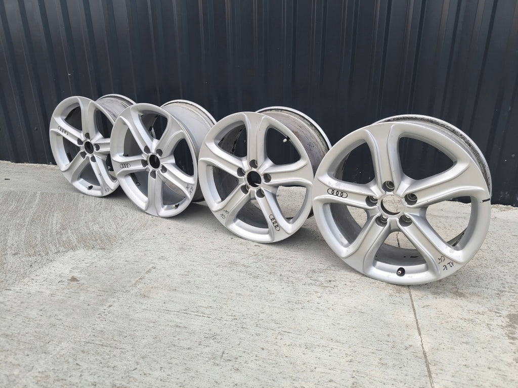 1x Alufelge 17 Zoll 7.5" 5x112 45ET Glanz Silber 8K0601025BK Audi A4 A3