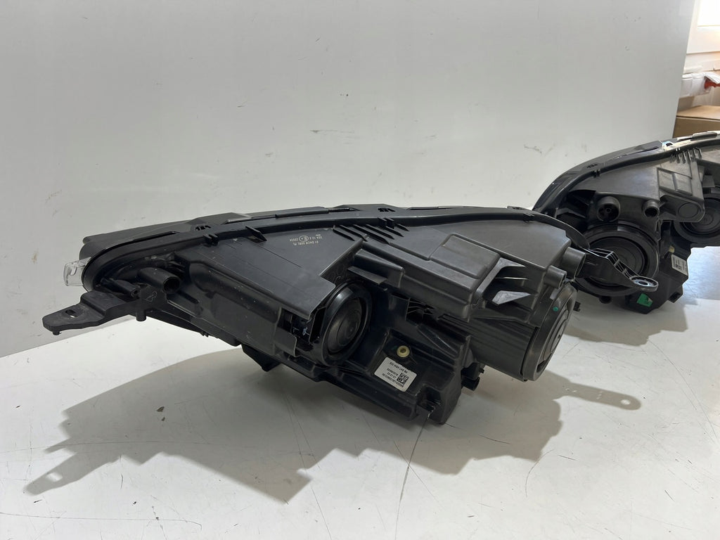 Frontscheinwerfer Ford I GN1513D154DE GN1513D155-DE Ein Satz Headlight SCH1389176074yx