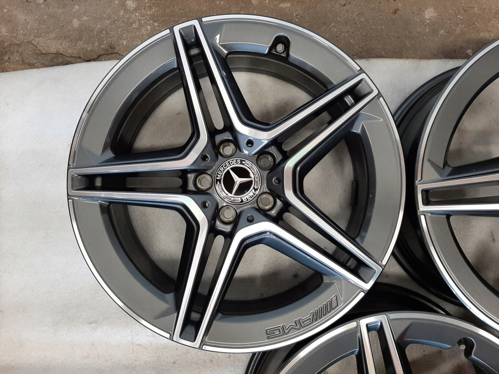 4x Alufelge 19 Zoll 7.5" 5x112 53ET A2474011500 Mercedes-Benz Glb X247 Rim Wheel FEL8302460710wx