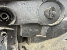 Laden Sie das Bild in den Galerie-Viewer, Frontscheinwerfer Toyota Rav 4 Rechts Scheinwerfer Headlight SCH2371951849jh