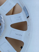 Laden Sie das Bild in den Galerie-Viewer, 1x Alufelge 16 Zoll 7.0" 5x100 46ET 6R0601025N 6R0071496 VW Polo Rim Wheel FEL8881996207zq