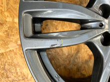 Laden Sie das Bild in den Galerie-Viewer, 1x Alufelge 17 Zoll 7.5" 5x112 52ET Glanz Grau KBA51147 Rim Wheel FEL3633951506qn