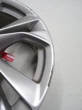 Load image into Gallery viewer, 1x Alufelge 17 Zoll 7.5" 5x105 44ET Glanz Silber Opel Astra Rim Wheel FEL6065618164uv