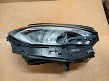 Load image into Gallery viewer, Frontscheinwerfer Mercedes-Benz W247 A2479064105 A2479065006 Ein Satz Headlight SCH5050718479ud