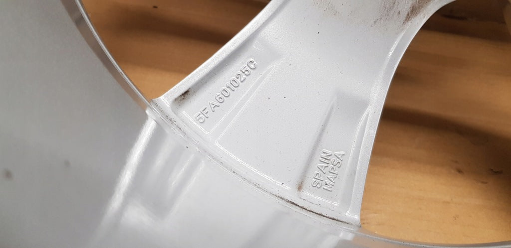 1x Alufelge 17 Zoll 7.5" 5x112 46ET Glanz Silber 5FA601025 Seat Rim Wheel FEL3056154585us