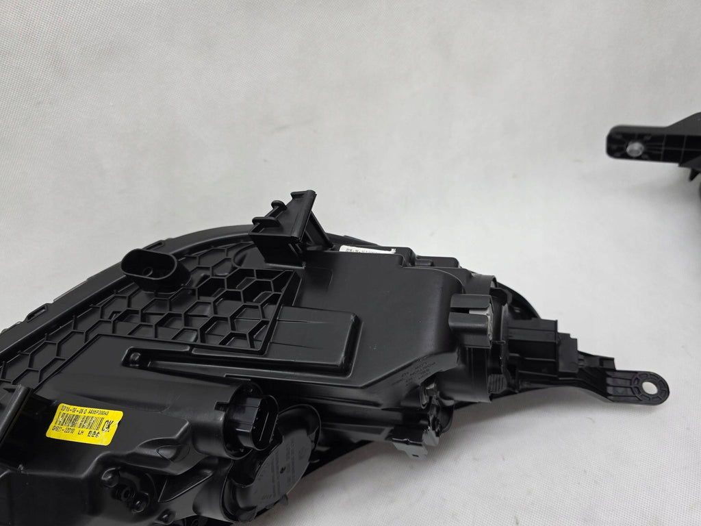 Frontscheinwerfer Hyundai I30 III G4921-21030 Links Scheinwerfer Headlight SCH9579578709hl
