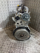 Laden Sie das Bild in den Galerie-Viewer, Motor Audi A3 DGE 1.4 TSI 150PS 110kW 24TKm 2023 Hybrid Engine Unkomplett