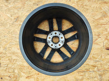 Laden Sie das Bild in den Galerie-Viewer, 1x Alufelge 18 Zoll 8.5" 5x112 36ET Glanz Graphit 6896768 BMW 4 G22 Mg Rim Wheel FEL9446884385pk