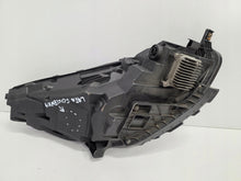 Laden Sie das Bild in den Galerie-Viewer, Frontscheinwerfer Tesla Model 3 Full LED Ein Stück (Rechts oder Links) Headlight