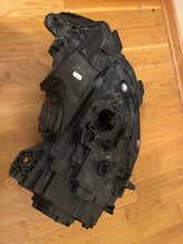Laden Sie das Bild in den Galerie-Viewer, Frontscheinwerfer Audi A3 8V0941005E Xenon Links Scheinwerfer Headlight SCH3742527697ze