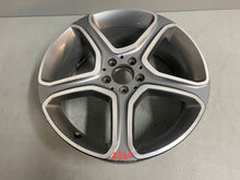 Laden Sie das Bild in den Galerie-Viewer, 1x Alufelge 19 Zoll 7.5&quot; 5x112 47ET A2044012800 Mercedes-Benz W204 Rim Wheel